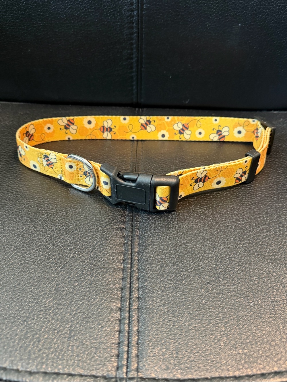 Large Breed Dog Collar with Bee Pattern